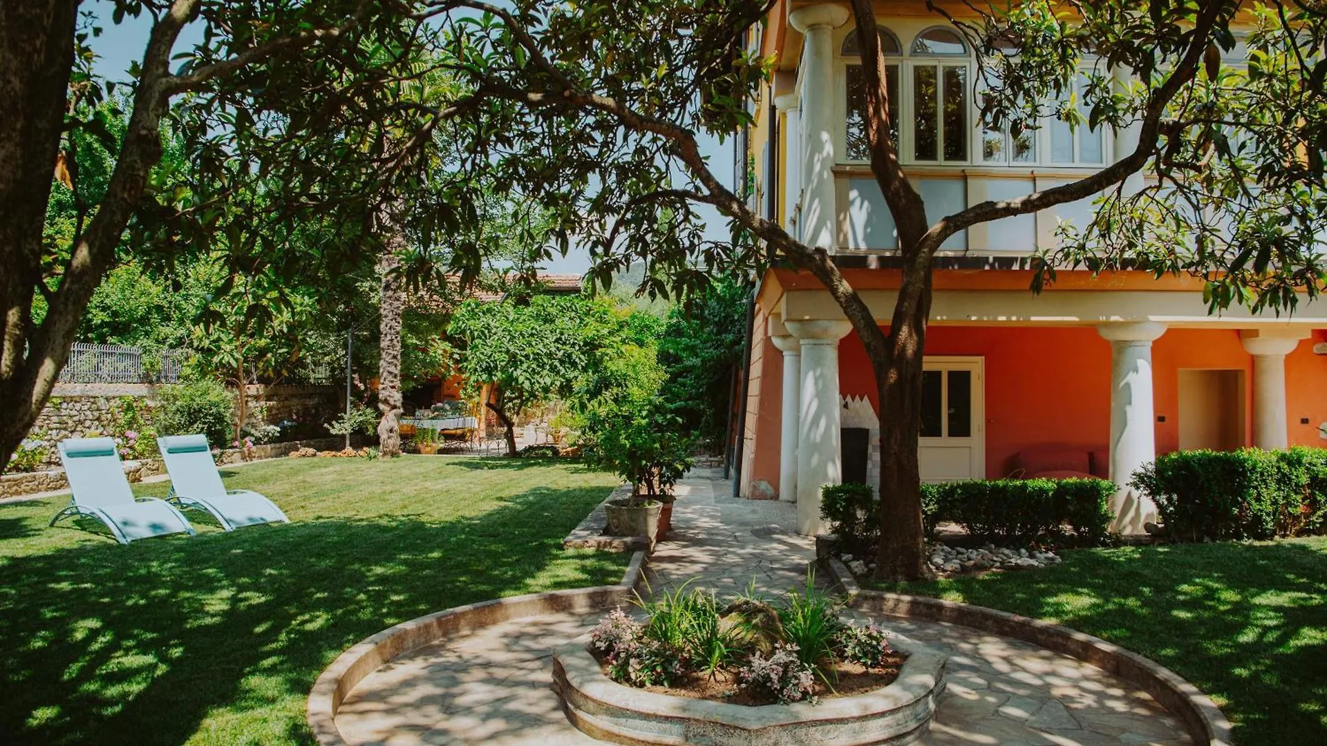 Villa Frida Salo 0*,